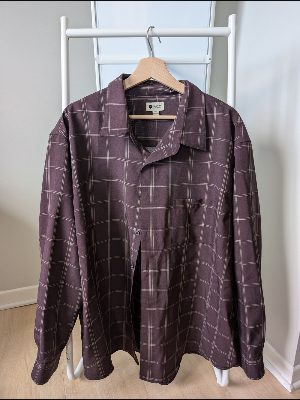 Haggar Men's Burgundy Windowpane Button-Down Shirt